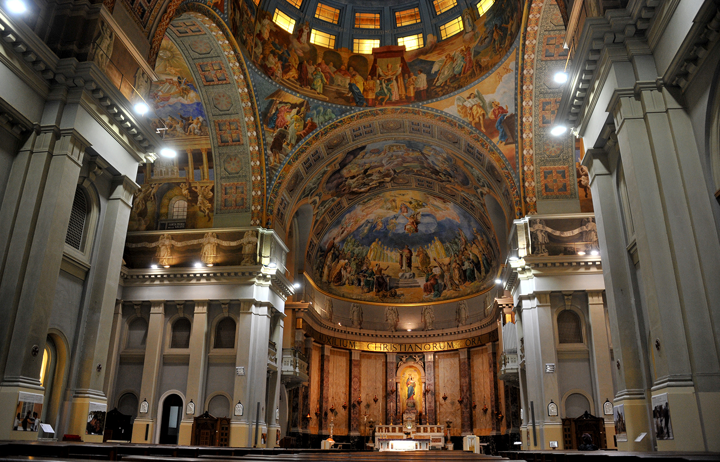 Italia – Basilica Santa Maria Ausiliatrice a Roma nell’opera Pio XI